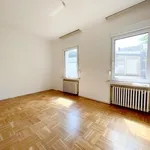 Miete 2 Schlafzimmer wohnung von 82 m² in Krefeld