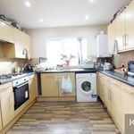 Rent 7 bedroom house in South East England