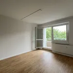 Miete 3 Schlafzimmer wohnung von 57 m² in Helbersdorf