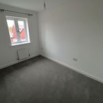 Rent 3 bedroom flat in East Midlands