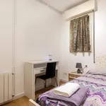 Rent 2 bedroom apartment in Barcelona