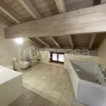 Rent 5 bedroom house of 170 m² in Poggiridenti