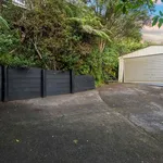 Rent 4 bedroom house in Waitākere Ranges