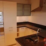 Gemeubileerd 2 slaapkamers apartement (ref : D1)
Dit ruime, volledig ingerichte appartement op de eerste verdieping van de residentie ‘Le Cap’ zal u verleiden met zijn comfortabele ligging en ind