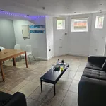 Rent 8 bedroom house in Leeds