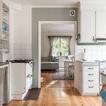 Hyr ett 3-rums hus på 76 m² i Stockholm