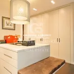 Rent 5 bedroom apartment of 450 m² in Barcelona