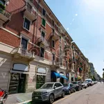 Rent 2 bedroom apartment of 65 m² in Milano