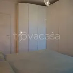 Rent 4 bedroom apartment of 95 m² in Milano