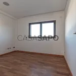 Rent 3 bedroom house of 175 m² in Leiria