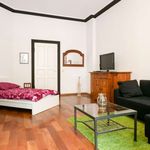 Rent a room of 135 m² in berlin