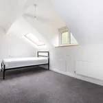 Rent 4 bedroom flat in Leeds