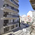 Rent a room in lisbon