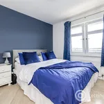 Rent 3 bedroom flat in Aberdeen