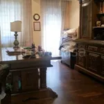 Rent 5 bedroom apartment of 165 m² in Reggio di Calabria