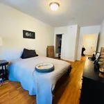 Rent 1 bedroom apartment in Queens