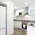 Rent 3 bedroom apartment of 76 m² in Barcelona