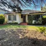 Rent 3 bedroom house in Oakleigh South