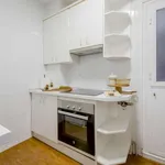 Rent a room of 100 m² in madrid