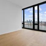 Rent 3 bedroom apartment of 135 m² in New York