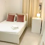 Rent a room in lisbon