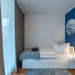 Miete 3 Schlafzimmer wohnung von 105 m² in Berlin