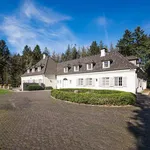 Huur 5 slaapkamer huis van 13300 m² in Brasschaat