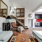 Rent 1 bedroom apartment of 570 m² in Paris