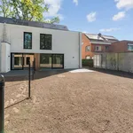 Huur 4 slaapkamer huis van 1193 m² in Kalmthout