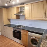 Rent 2 bedroom flat in East Midlands