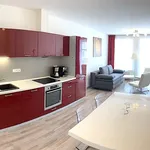 Pronajměte si 2 ložnic/e byt o rozloze 68 m² v Capital City of Prague