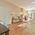 Huur 8 slaapkamer huis van 388 m² in Vondelparkbuurt