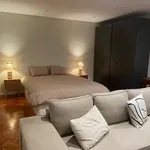 Rent 5 bedroom apartment in Porto