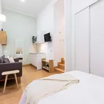 Rent 1 bedroom apartment of 25 m² in Madrid