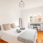 Rent a room in lisbon