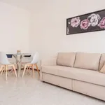 Rent 1 bedroom apartment of 80 m² in milan