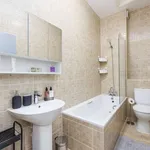 Rent 2 bedroom apartment of 76 m² in london