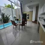 Rent 4 bedroom house of 600 m² in Phuket