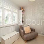 Rent 4 bedroom house in South East England