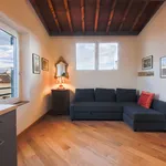 Rent 1 bedroom apartment of 56 m² in Florence