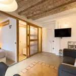 Rent 2 bedroom apartment of 32 m² in barcelona