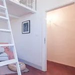 Rent 1 bedroom apartment of 20 m² in Florence