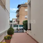 Affitto 3 camera appartamento di 100 m² in Palermo