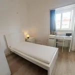 Rent 7 bedroom apartment in Lisbon