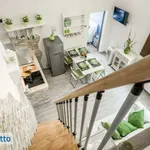 Rent 3 bedroom apartment of 50 m² in Florence