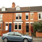 Rent 6 bedroom house in East Midlands