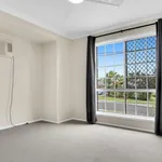 Rent 4 bedroom house in Crestmead