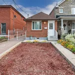 Rent 4 bedroom house in Toronto