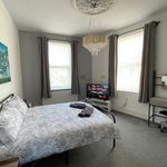 Rent 4 bedroom flat in North East England