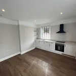 Rent 3 bedroom flat in Brighton